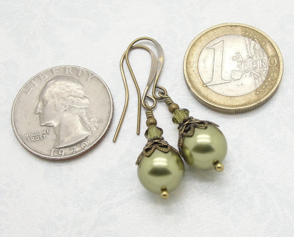 victorian earrings light green crystal pearl 